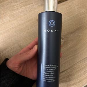 MONAT Renew™ Shampoo Infused with Rejuveniqe®